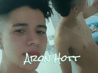 Aron_Hott