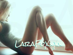 LaraFoXxXx