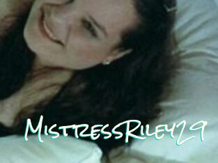 MistressRiley29